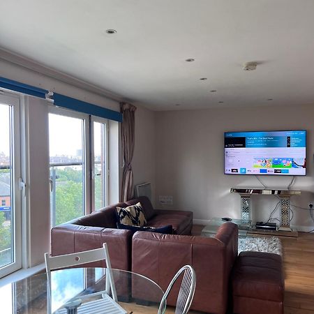 Great City Centre Getaway Apartment 2 Bed Near The Beach And Shopping Area Swansea Exterior photo